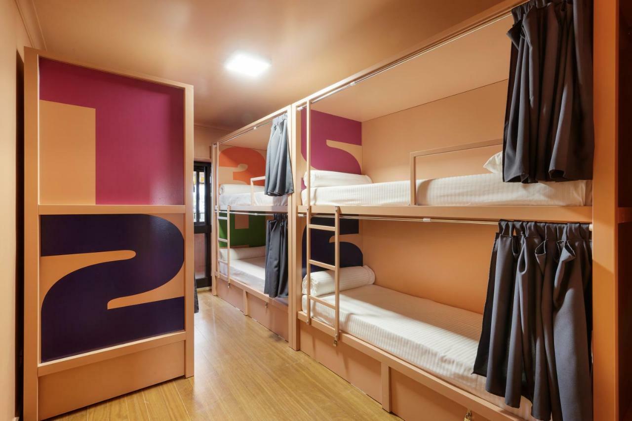 Huux Hostel Lisbon Exterior photo